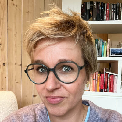 Rogiest, Rebekka Rebekka Rogiest